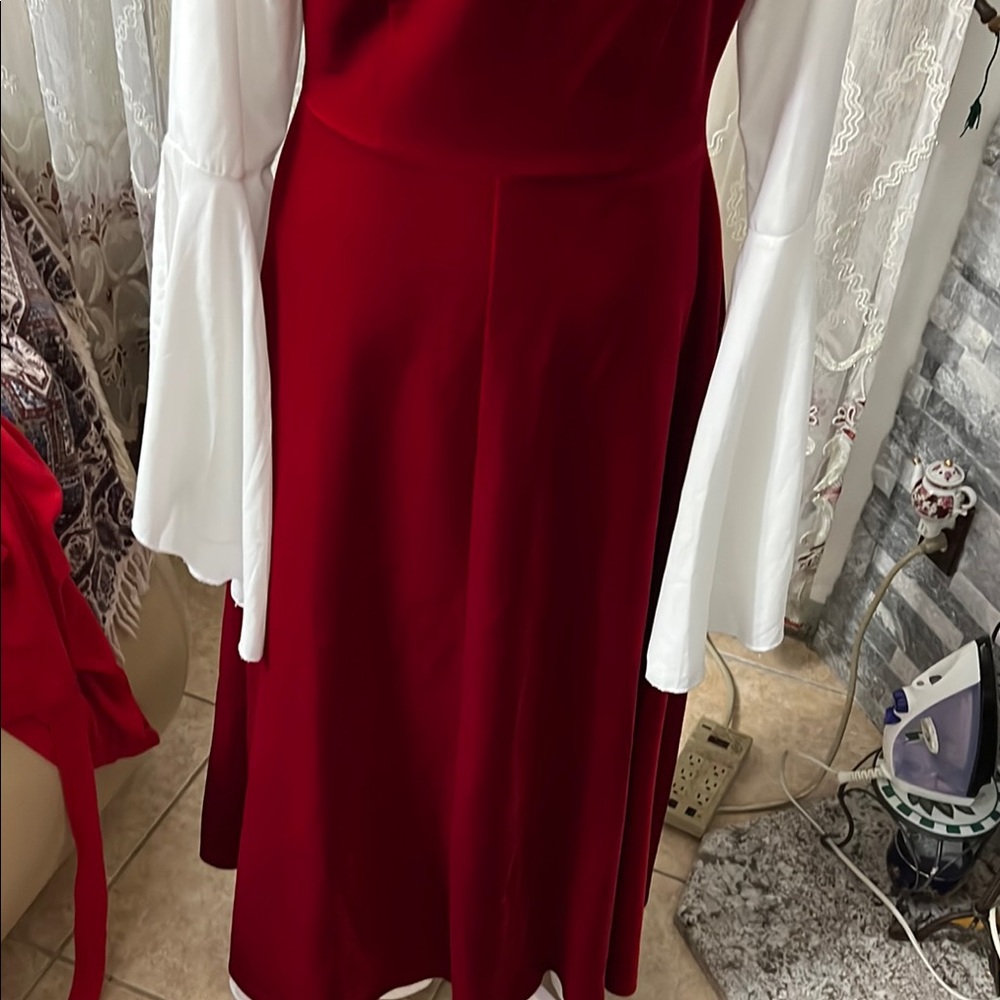 Turkish Red and Gold Embellished Sleeveless vest with white dress and hats - Picture 6 of 6